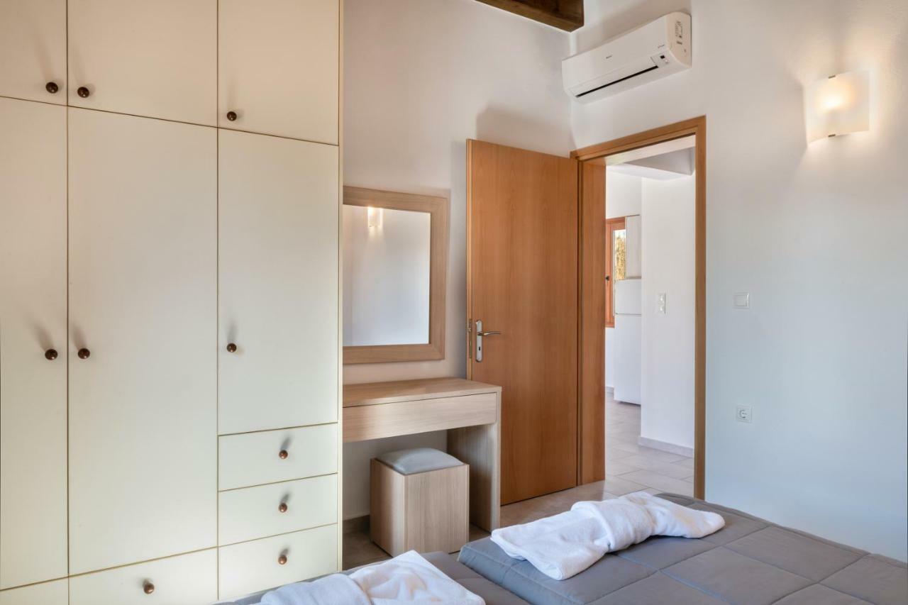 Androulakis Apartments 雅拉尼奥 外观 照片